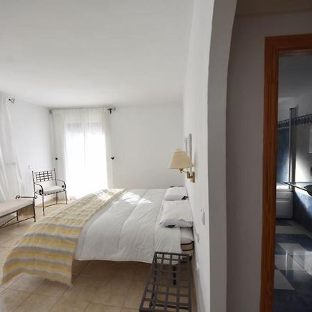 Hotel Montesion Luz Del Desierto Лукайнена-де-лас-Торрес Экстерьер фото
