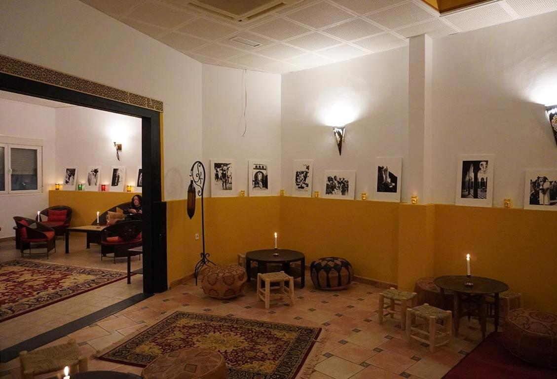 Hotel Montesion Luz Del Desierto Лукайнена-де-лас-Торрес Экстерьер фото