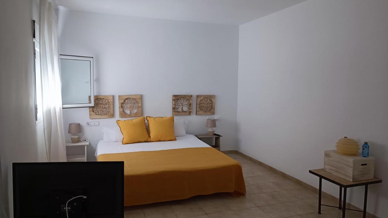 Hotel Montesion Luz Del Desierto Лукайнена-де-лас-Торрес Экстерьер фото