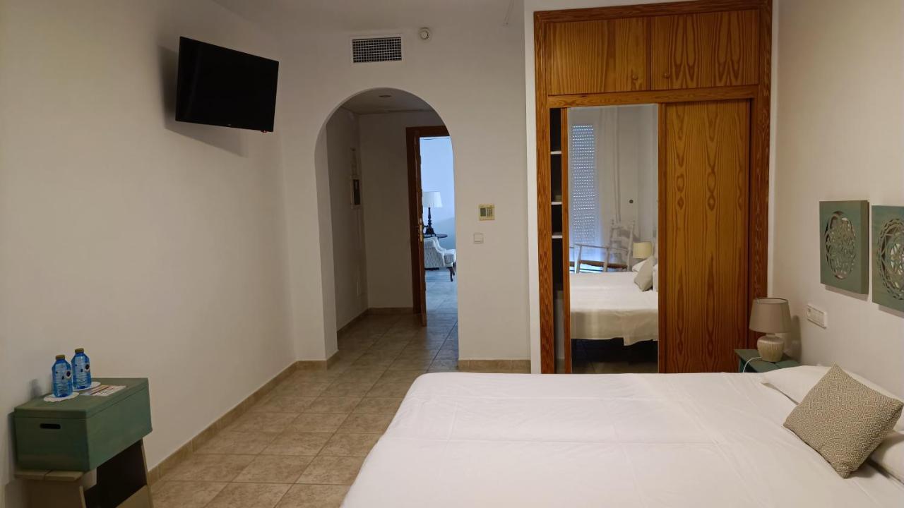 Hotel Montesion Luz Del Desierto Лукайнена-де-лас-Торрес Экстерьер фото